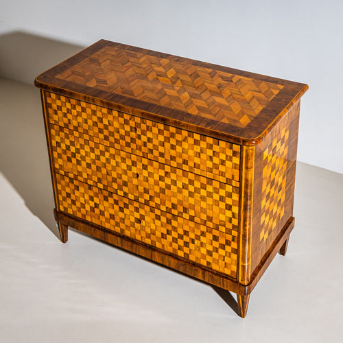 Biedermeier Chest of Drawers with Checkerboard Veneer Pattern, Germany, circa 1830