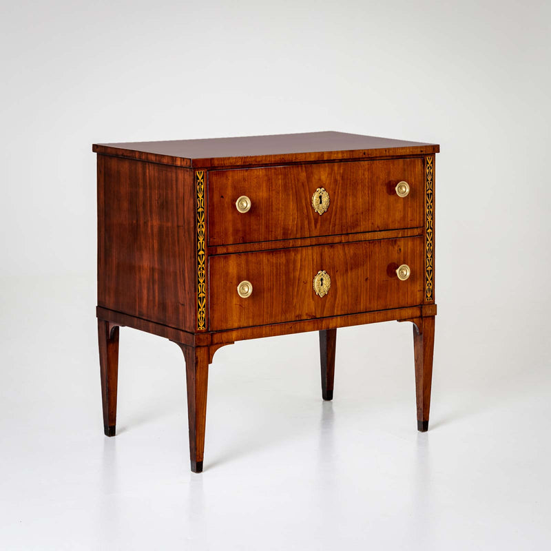 Neoclassical Chest of Drawers, early 19th Century