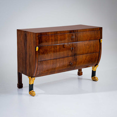 Pair of Italian Walnut Chests of Drawers, Italy circa 1830