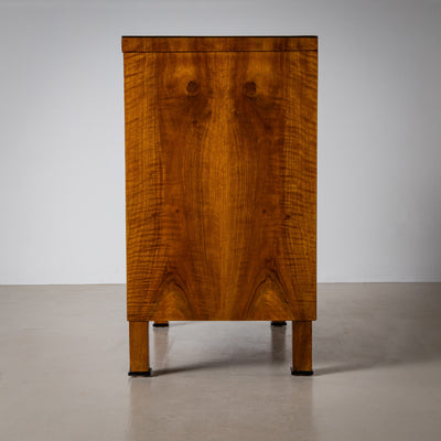 Biedermeier Chest of Drawers in Walnut, circa 1820