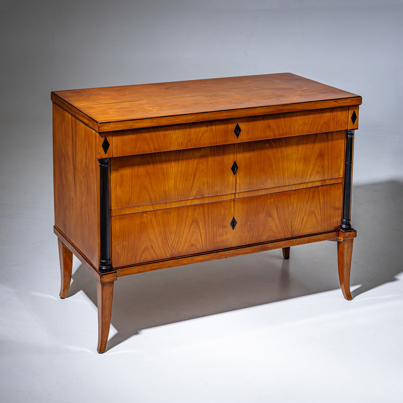 Biedermeier Chest of Drawers, Southern Germany / Munich, circa 1820