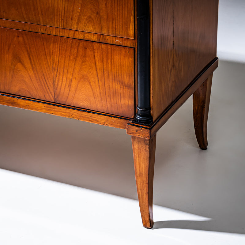 Biedermeier Chest of Drawers, Southern Germany / Munich, circa 1820