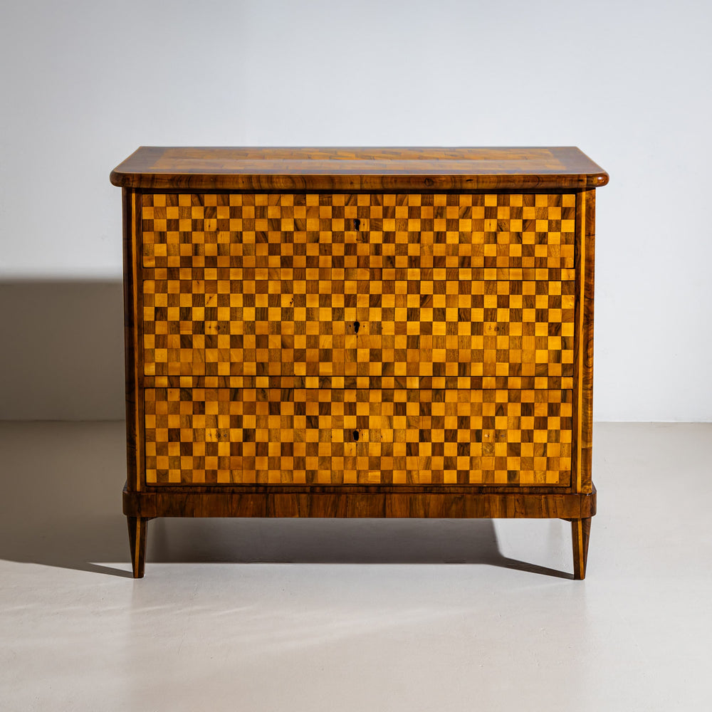 Biedermeier Chest of Drawers with Checkerboard Veneer Pattern, Germany, circa 1830