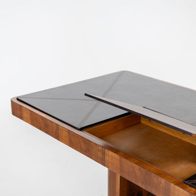 Art Deco Desk with leather top, 1930s