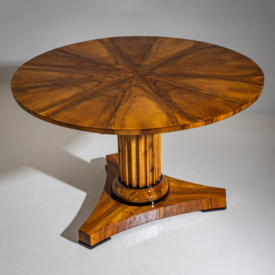 Biedermeier Center Table in Walnut, Germany, circa 1820