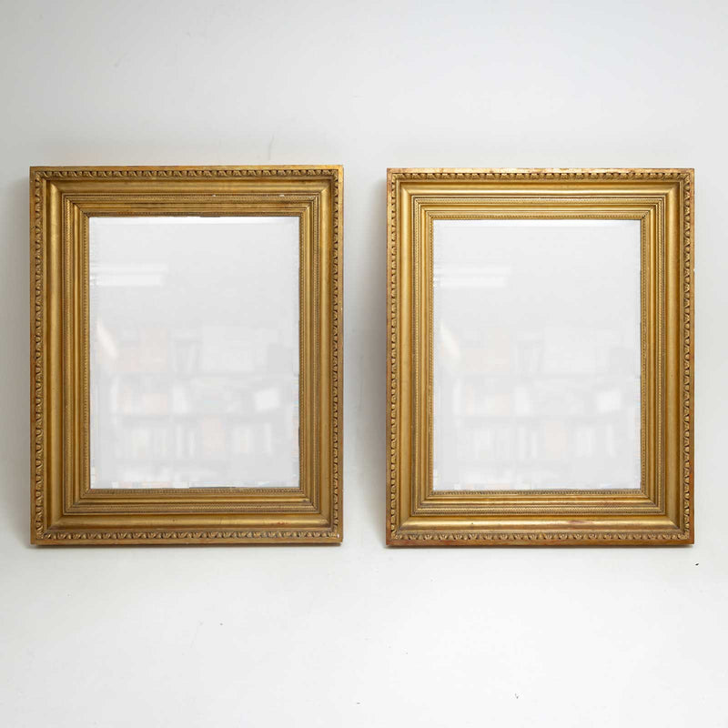 Pair of neoclassical Wall Mirrors, early 19th Century