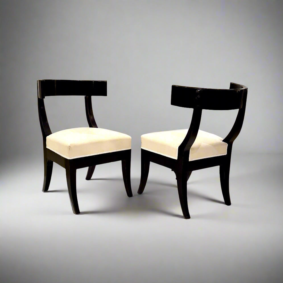 Pair of Klismos Ebonized Early 19th Century Side Chairs