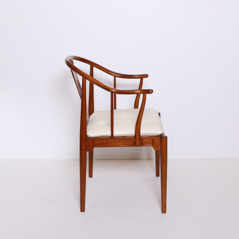 Pair of China Chairs by Hans J. Wegner for Fritz Hansen