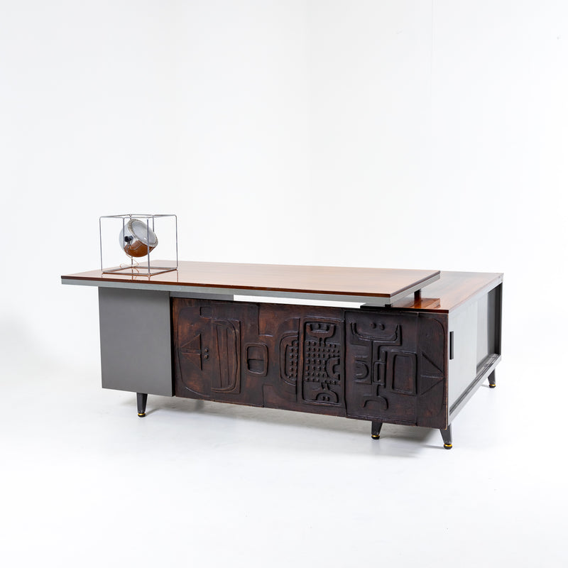 Nerone e Patuzzi Desk, Gruppo NP2, Italy Mid-20th century.