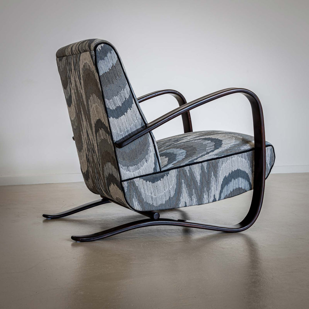 Pair of H-269 Lounge Chairs by Jindřich Halabala, Czech Republic