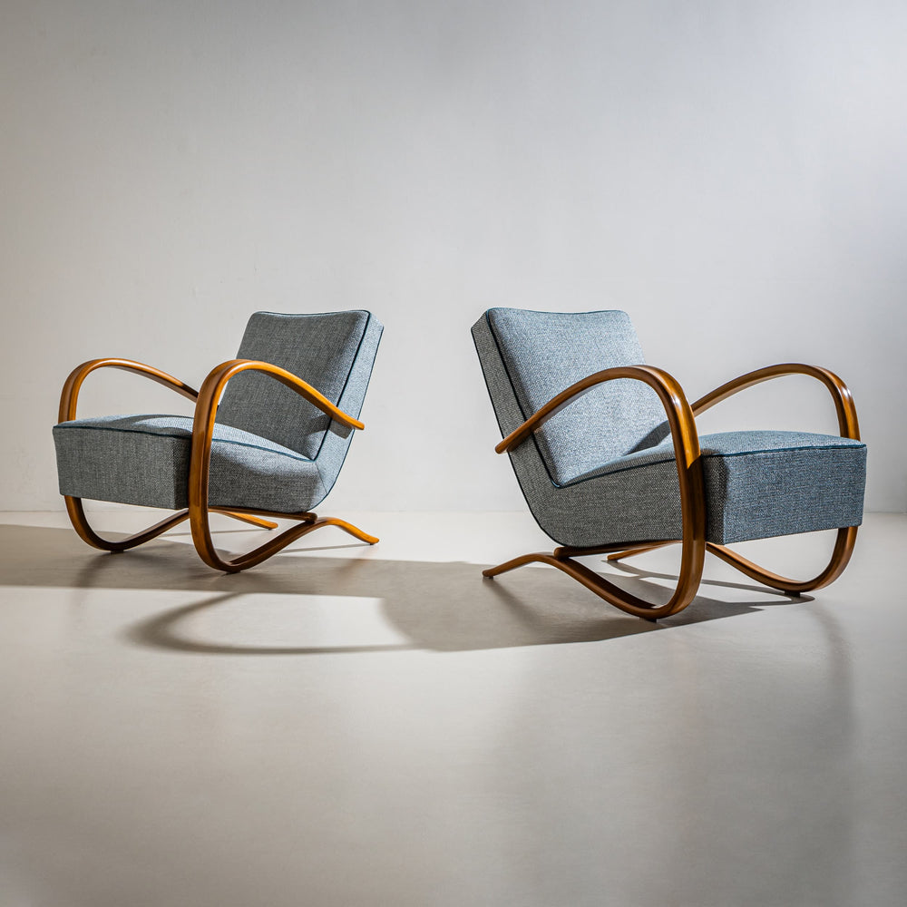 Pair of H-269 Lounge Chairs by Jindřich Halabala, Czechia, 1930s