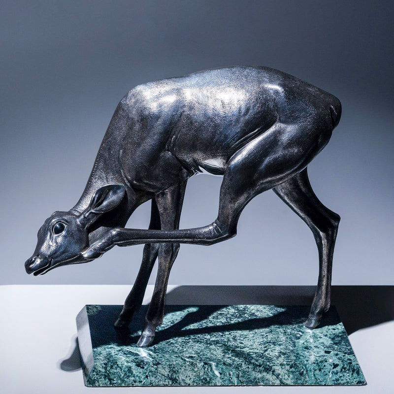 Naturalistic Silver Doe Sculpture by Sirio Tofanari (1886-1969) on Dark Green Marble Base