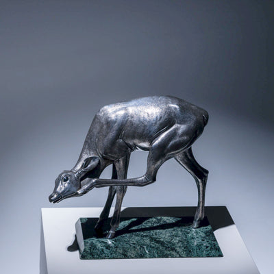 Naturalistic Silver Doe Sculpture by Sirio Tofanari (1886-1969) on Dark Green Marble Base