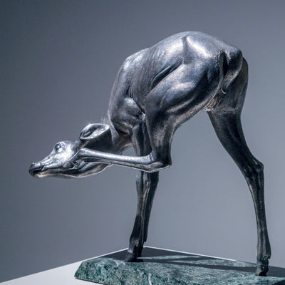 Naturalistic Silver Doe Sculpture by Sirio Tofanari (1886-1969) on Dark Green Marble Base