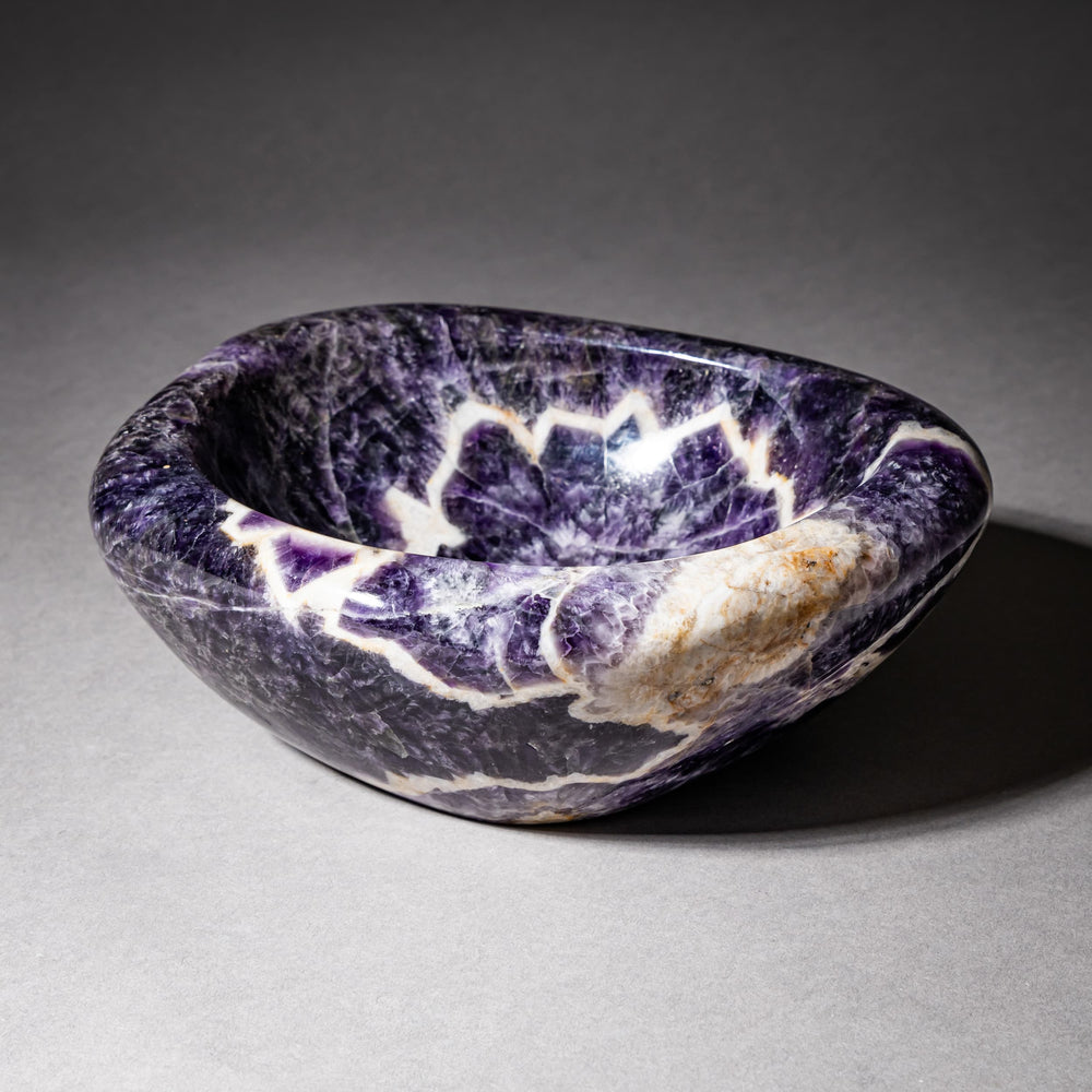 Gemstone Bowl  - Amethyst, by Helmut Wolf (*1940 Idar Oberstein)