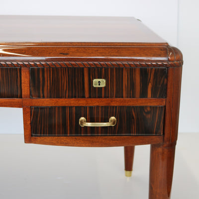 Fine Art Deco Desk with five drawers