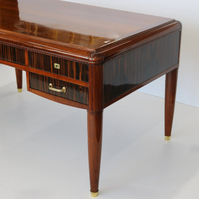 Fine Art Deco Desk with five drawers
