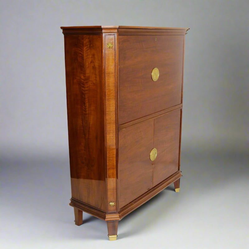 De Coene Freres Art Deco Period Walnut Bar Cabinet, Belgium circa 1930