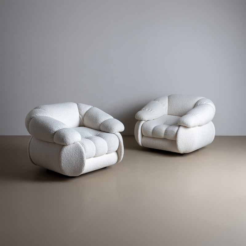 Pair of White Lounge Chairs by Adriano Piazzesi, Italy, 1970s