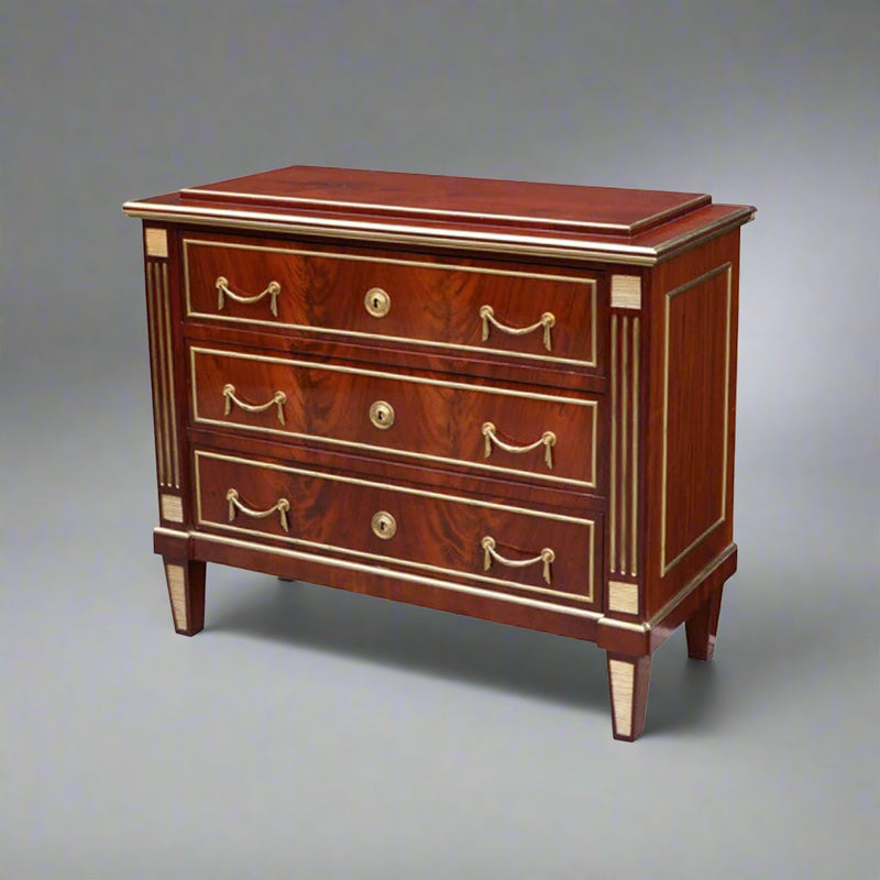 Pair of Neoclassical-style Chests of Drawers, 19th / 20th Century